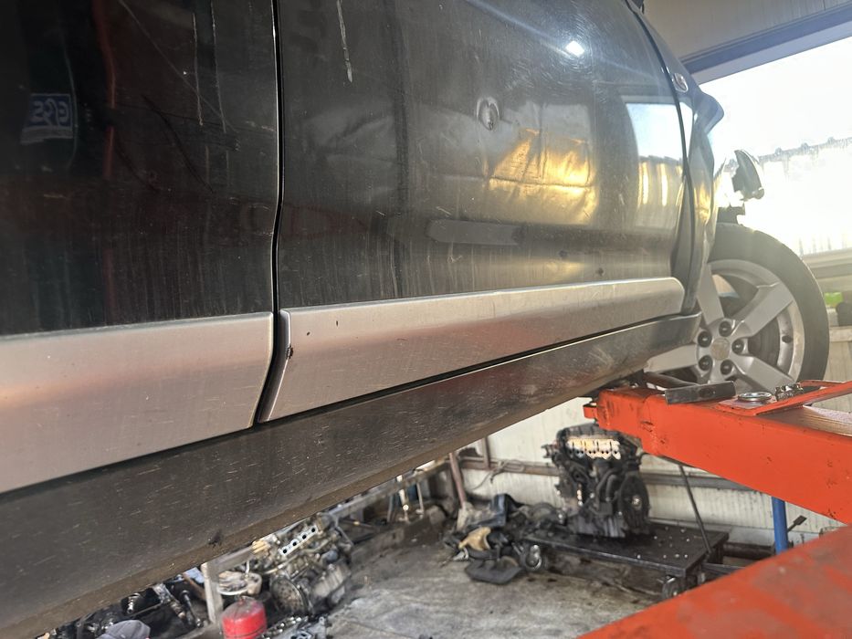 Лайсни за врати за Митсубиши Аутлендър 2007-2013г.!