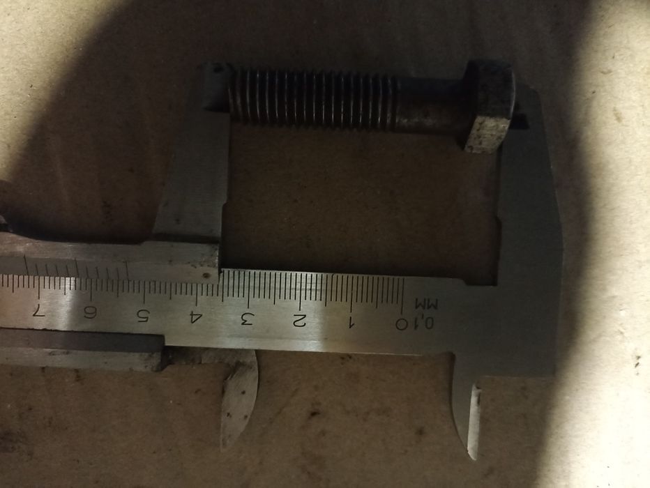 Болты М 10 метизы