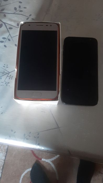 Продам телефоны в не рабочем состоянии