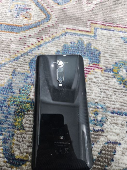 Xiaomi mi 9t продам или обменяю