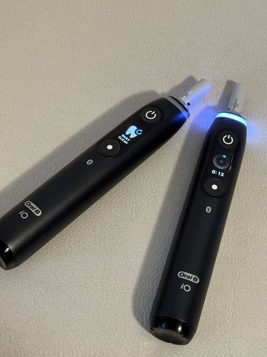 Periuță Oral B io8