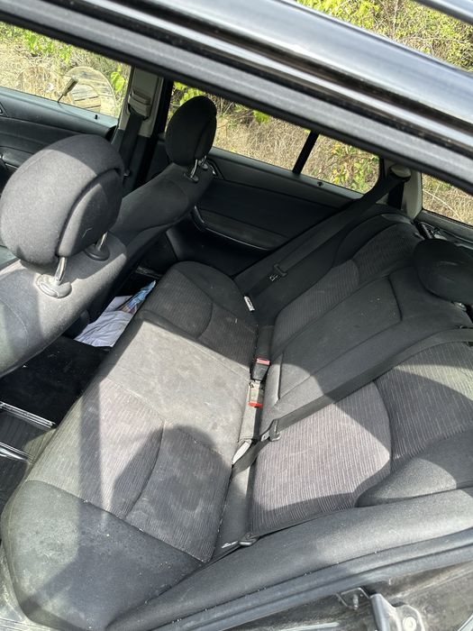 Мерцедес c200 122к.с