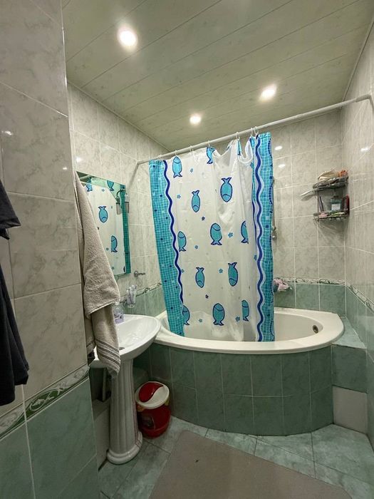 Продаётся 4/9/9 Госпитальный, ориентир  Мирабад Авеню