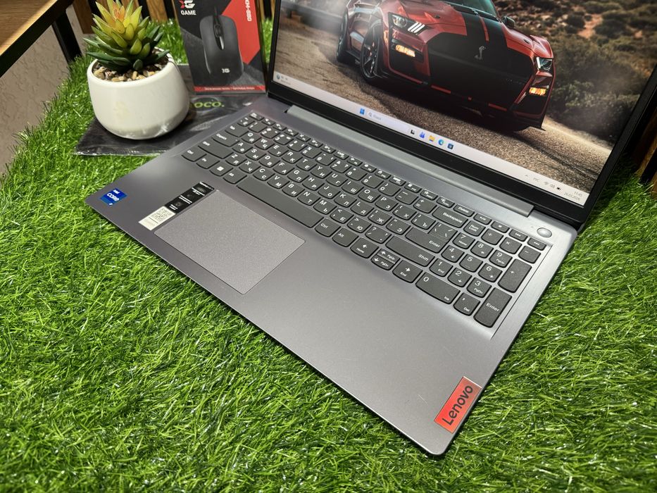 Ноутбук Lenovo ideaPad 3 Core i7-1255U|Ram8GB|SSD512GB|Intel Graphics|