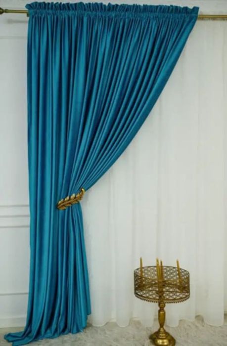 Vand Stoc  Complet perdele si draperi +masina de surfilat profesionala