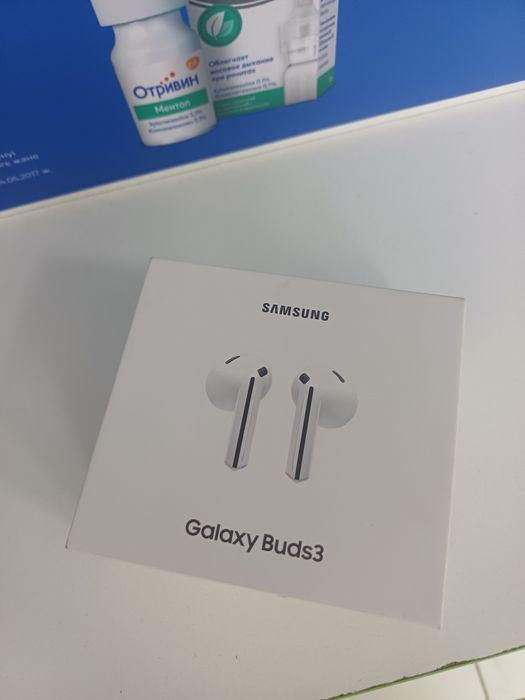 Samsung buds 3 новый