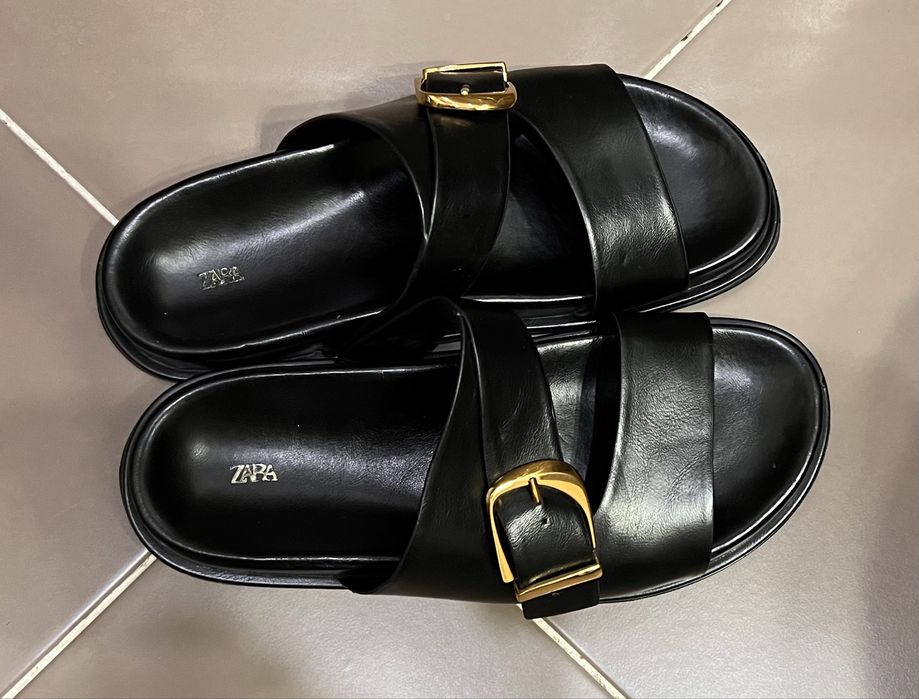 Кожени чехли ZARA