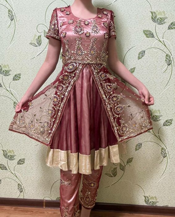 Национальная платья