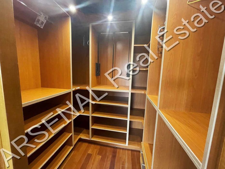 Продава се Многостаен апартамент в София, Лозенец - 318 кв.м за 2406 €/кв.м - Снимка #12
