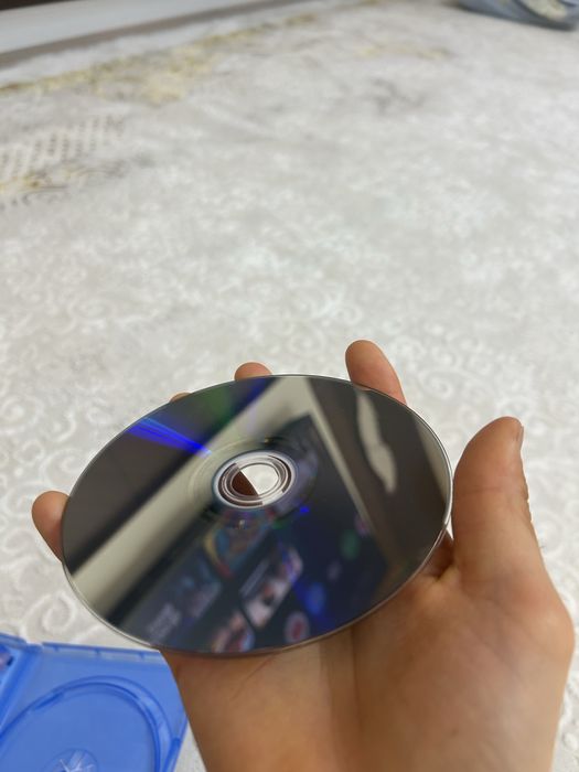 Игра horizon zero dawn без царапины  продам или обм