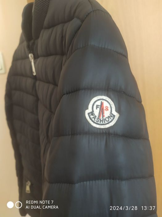 Продам куртку демисезонную