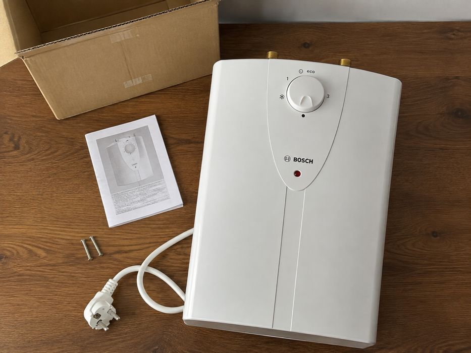Boiler Bosch Tronic 5L, 1800W, montaj sub chiuvetă, clasa A-nou