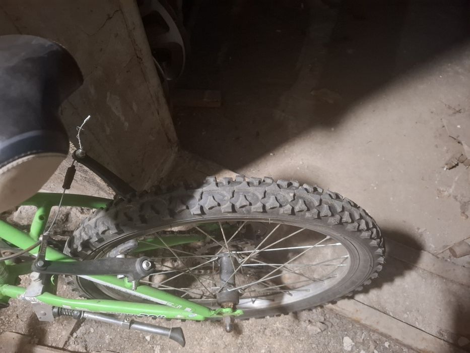 Vând 3 biciclete