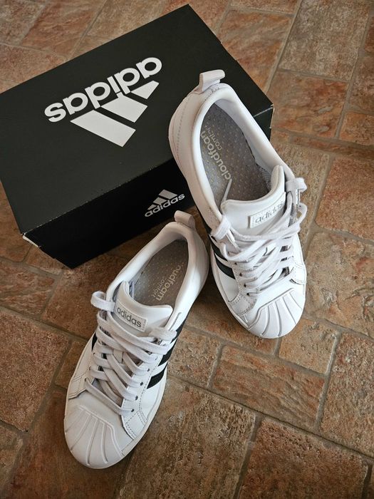 Дамски кецове Adidas ,номер 37 1/3