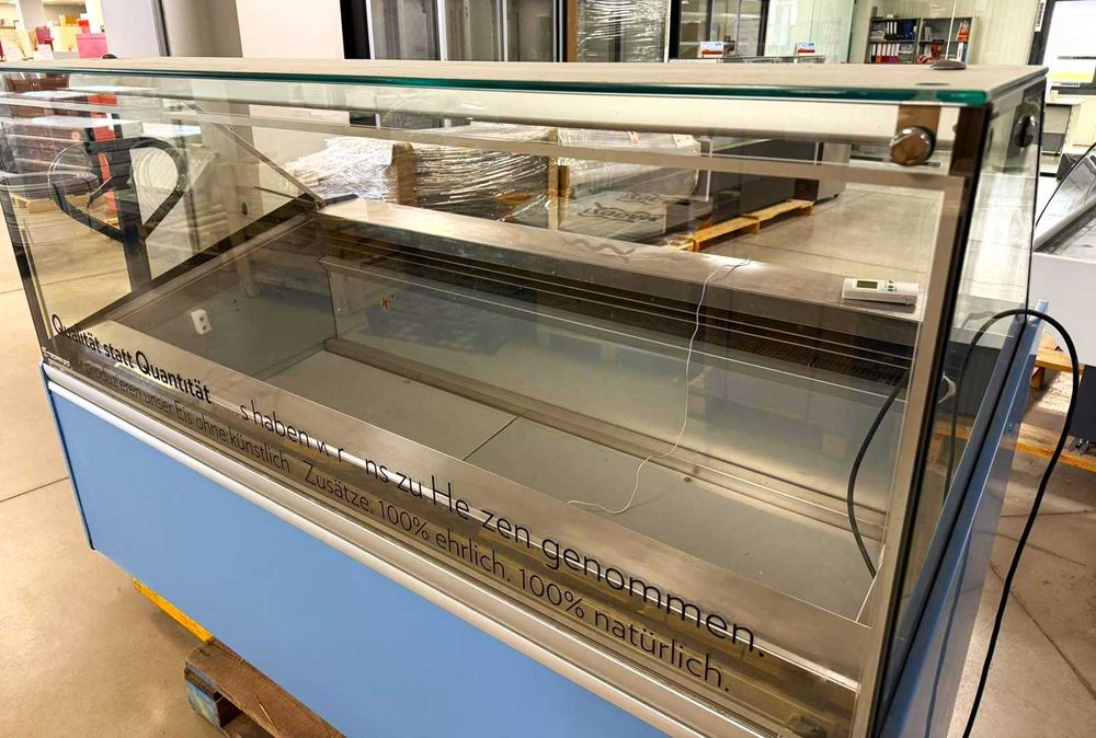 Професионални италиански витрини за сладолед в отлично състояние