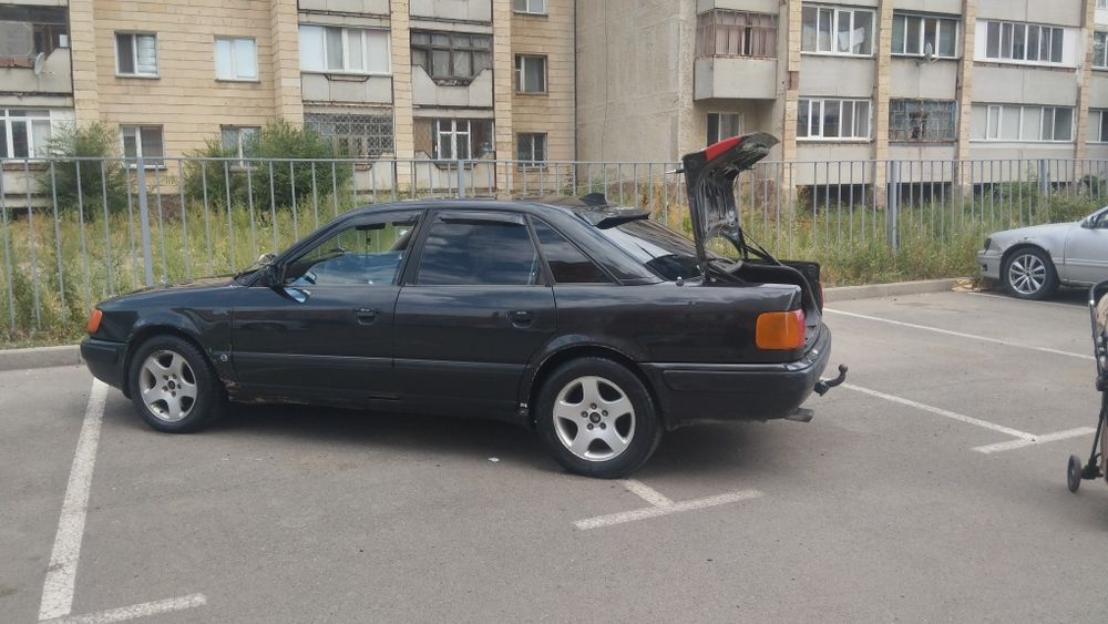 Ауди 100 ц4 1993 гв
