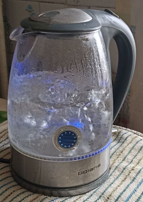 Продам чайник, посуда, для кухни, электрочайник, для дома
