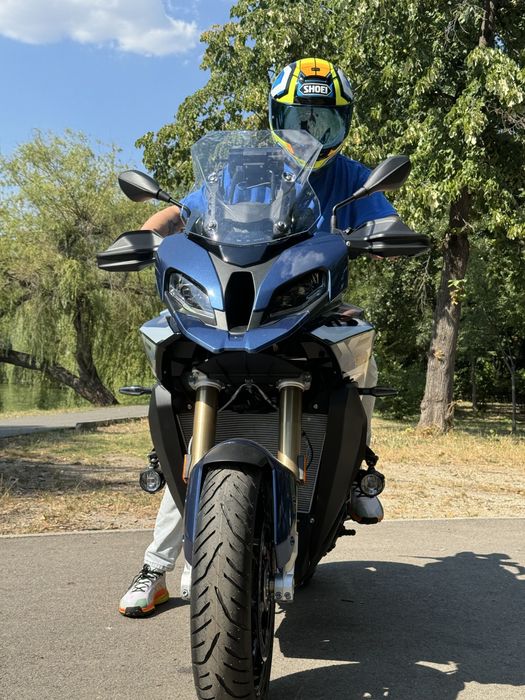 Motocicleta BMW S 1000 XR