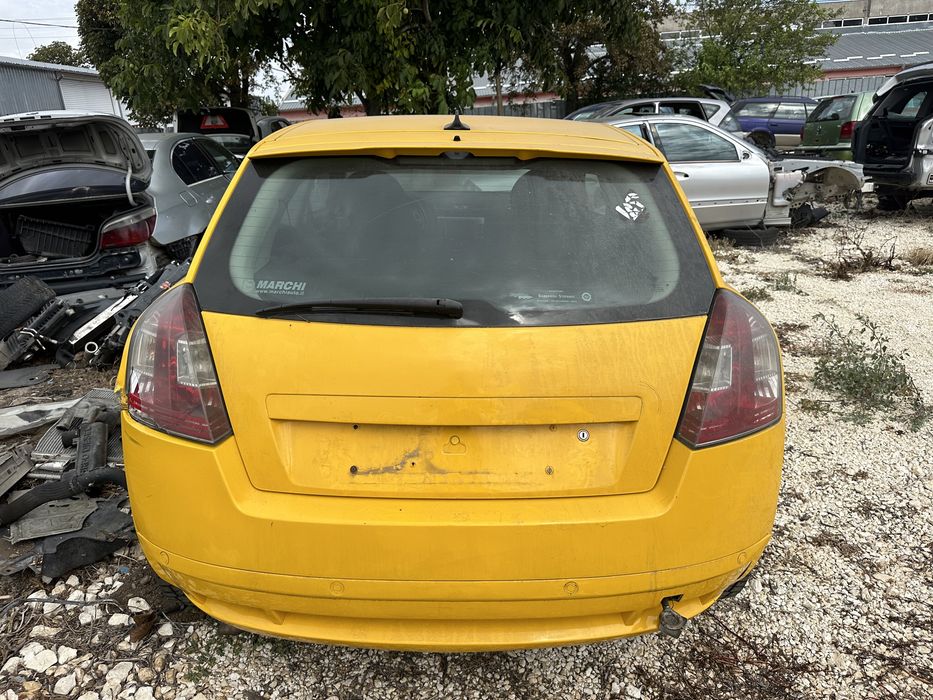 Fiat Stilo на части