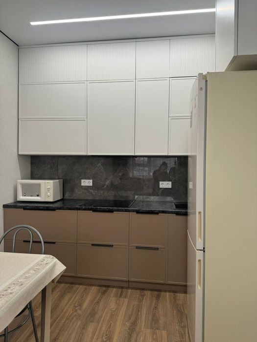 Сдам квартиру 2-комнатную студию.