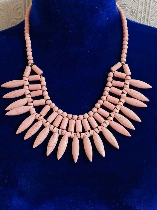 Ожерелье из натур. камней