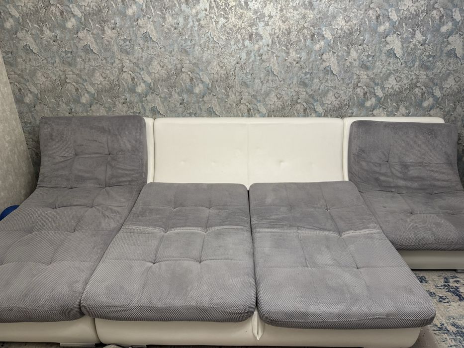 Продам большой диван