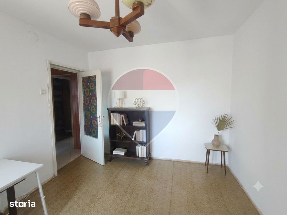 Apartament 3 camere, central, de vânzare, Salonta