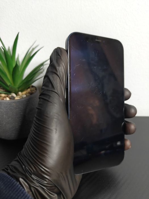 iPhone 12, 64GB Black • Perfect Funcțional! • Condiție Bună!