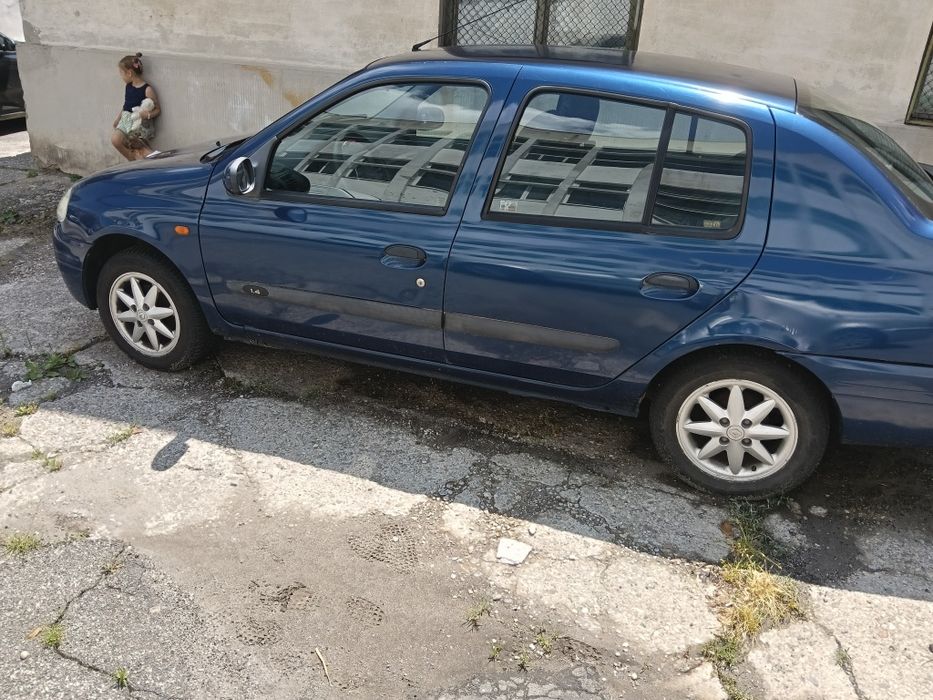 RENAULT Clio 2001 — imagine 3