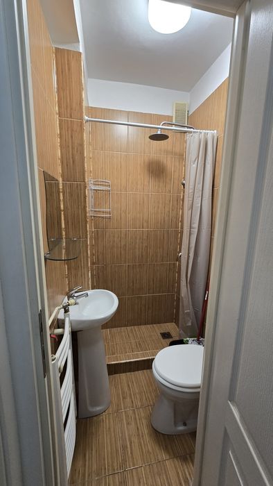 De inchiriat garsoniera floreasca