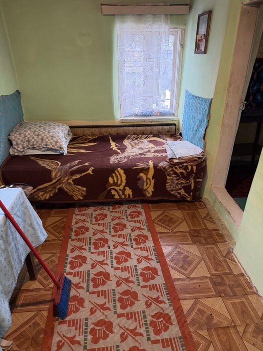 Teren894 mp+casă-stradal Grădiștea!!!