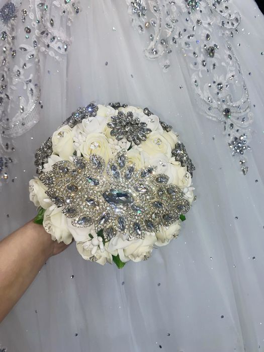 Vând rochie de mireasă nouă