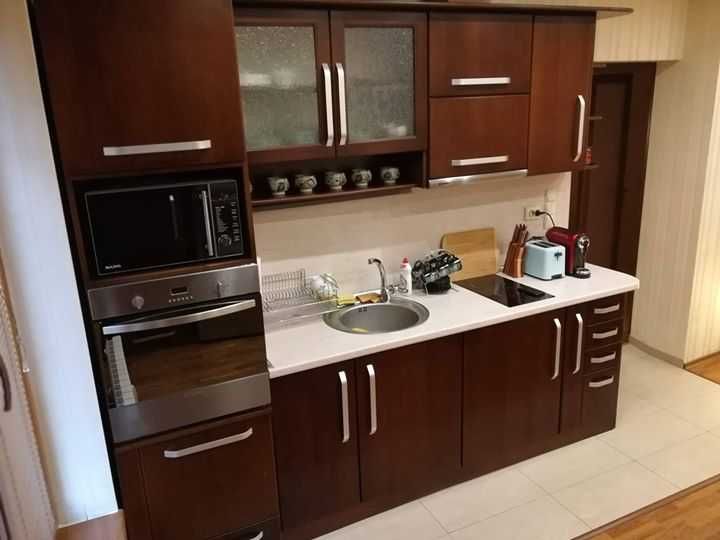 Двустаен имот в Център - Докторски паметник