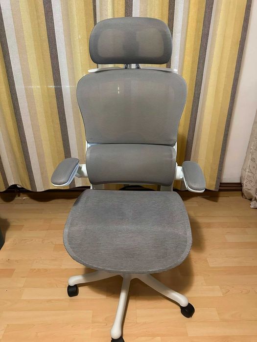 Scaun ergonomic birou