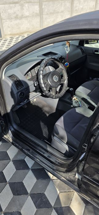 VOLKSWAGEN Polo 2005 — imagine 5