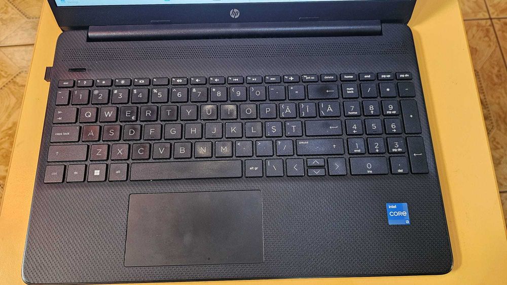 HP 15s-fq5038nq cu windows instalat