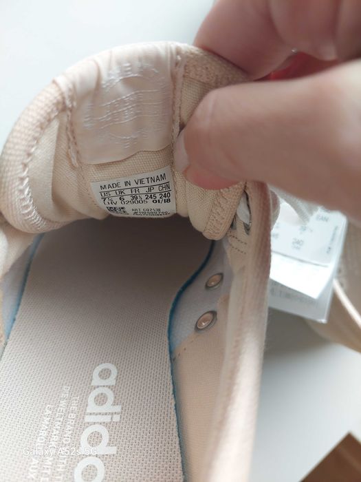 Кецове Адидас 39 1/3