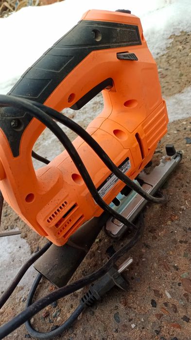 Лобзик Вихрь ЛЭ-100