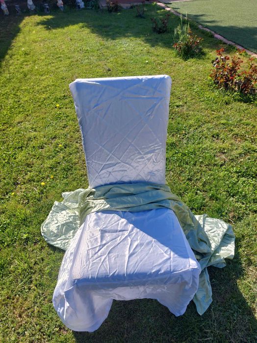 Huse de scaun și funde