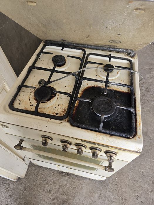 Газ плита продаётся