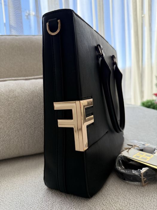 Дамска чанта и колан