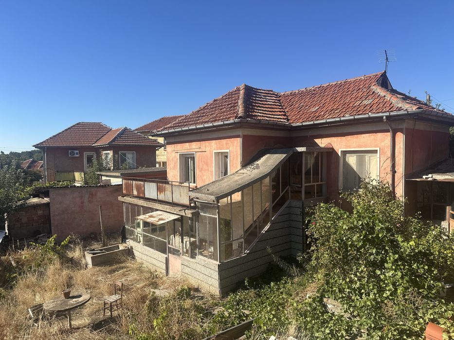 Продава се Къща в с. Брестовец, Област Плевен - 200 кв.м за 675 €/кв.м - Снимка #2