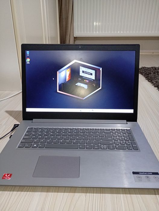 Laptop Lenovo IdeaPad L340. De muncă îl vând la 3250 lei