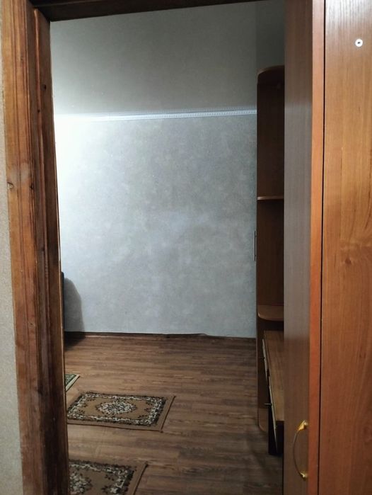 Продам квартиру раион радуги