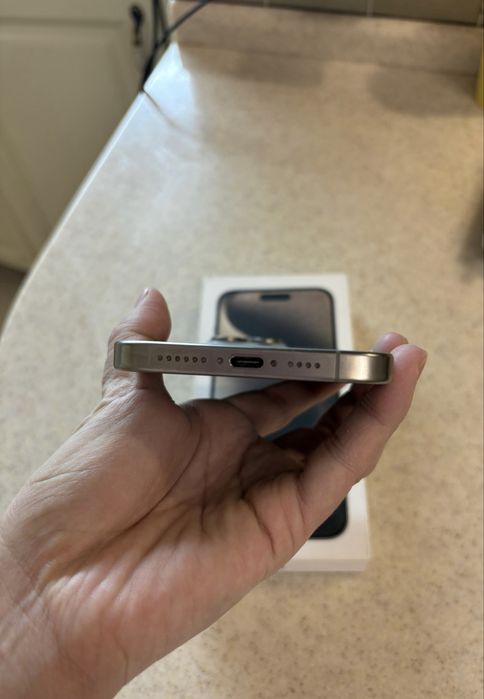 Iphone 15 pro max 256 gig