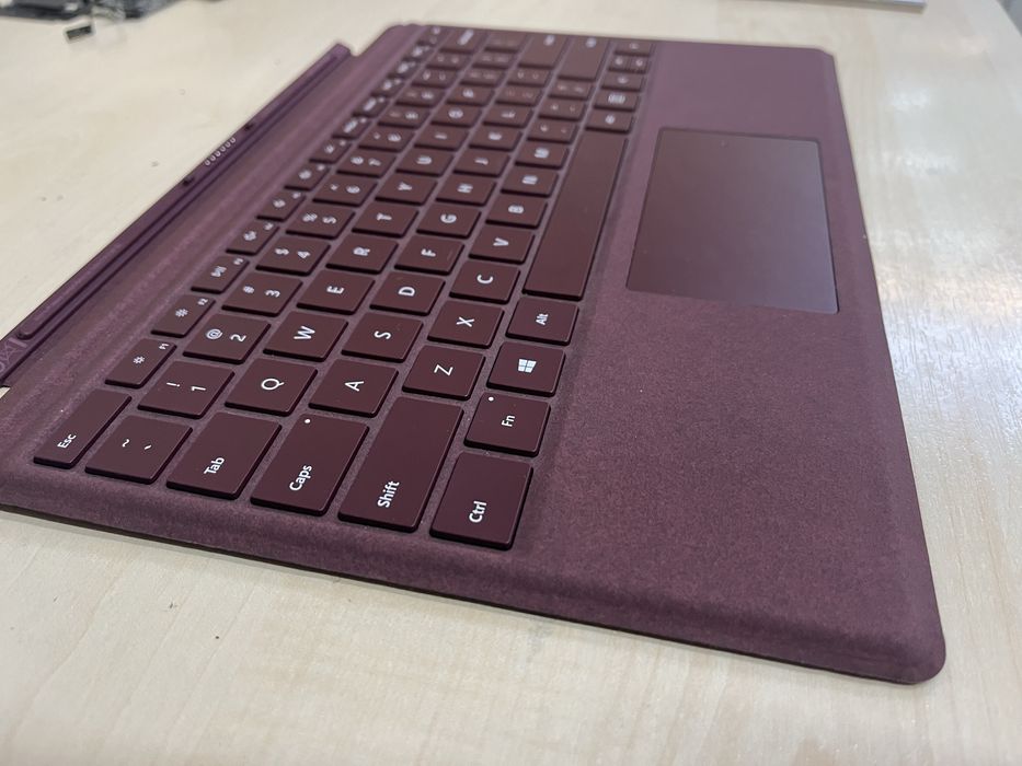 Клавиатура для Microsoft Surface Pro 3-7+ в идеале alcantara burgun