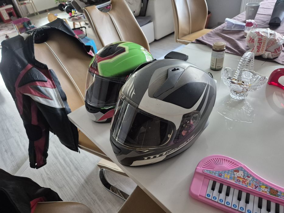 Каски MT Helmets