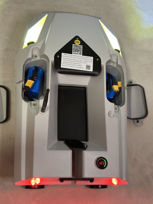 Catamaran pescuit/ navomodel / barcuta plantat GPS 500M 2xbaterii Husa transport accesorii la cutie