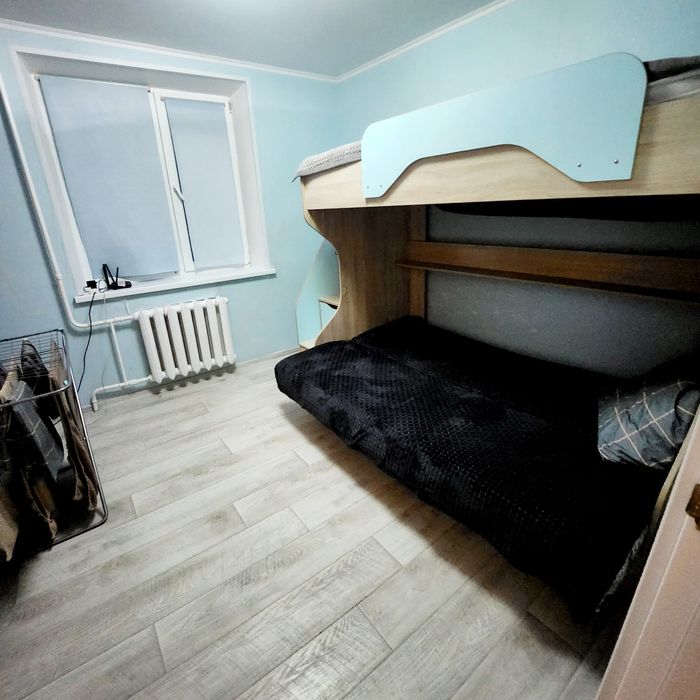 3х ком. 1 этаж. Мкр Кунаева.