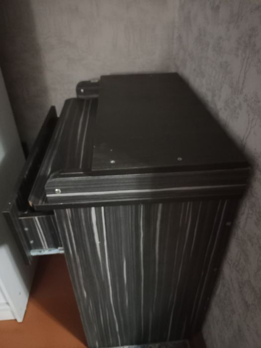 Пеленальный столик